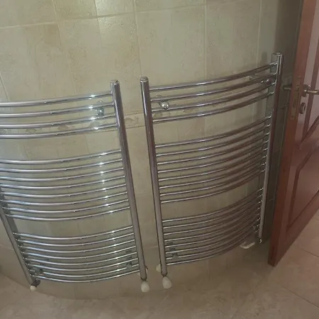 On Hill With Swimming Pool, فيلة أيا نابا